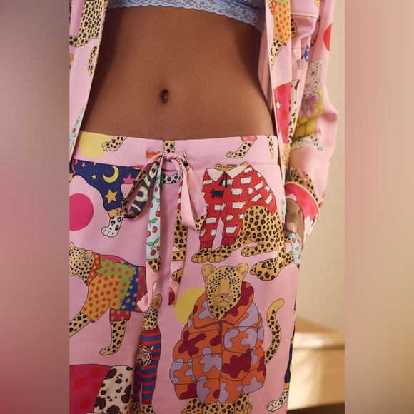 NWT Karen Mabon Long-Sleeve Leopard Pajama Set - Picture 4 of 6